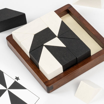 Lingle Wooden Hidden Blocks Puzzle Game