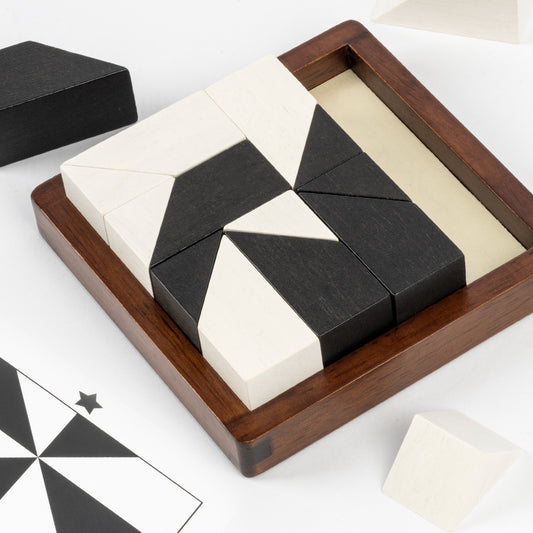 Lingle Wooden Hidden Blocks Puzzle Game