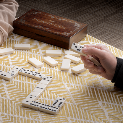 Lingle Luxury Dominoes Set with 28 Pieces